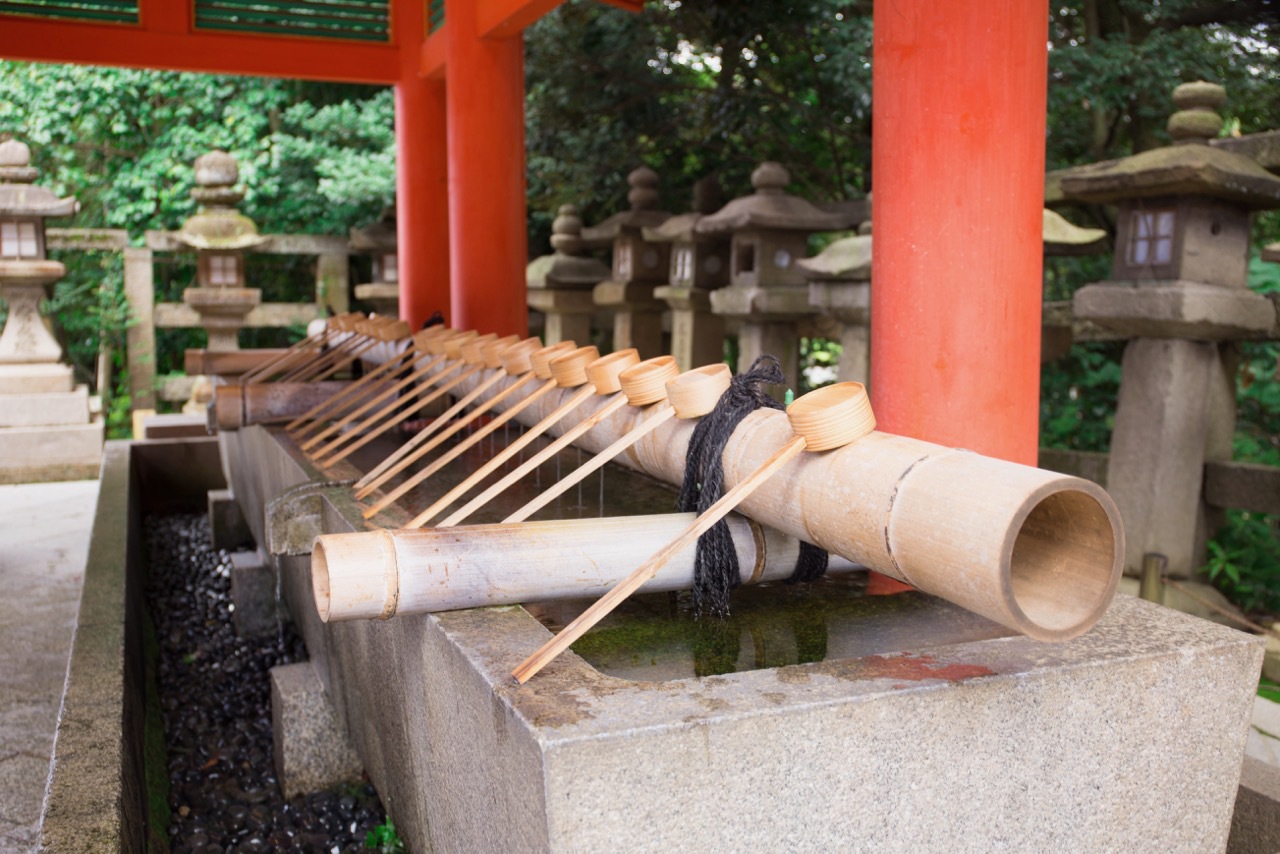 石清水八幡宮の手水舎。