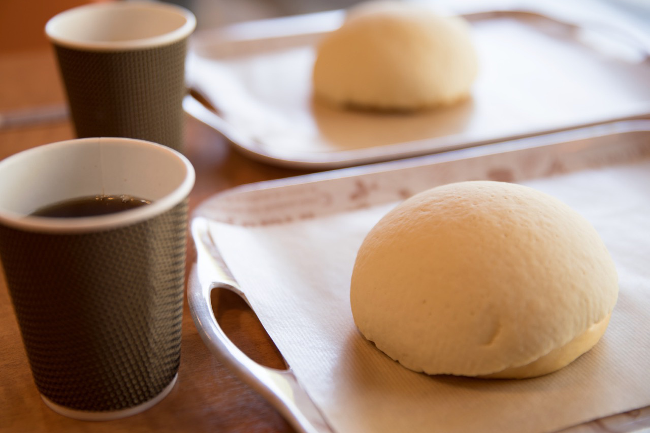 チェルキオのお豆腐メロンパンとブレンドコーヒー